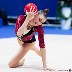 aa q varfolomeev darja ger sfe05894 copia simone ferraro ph